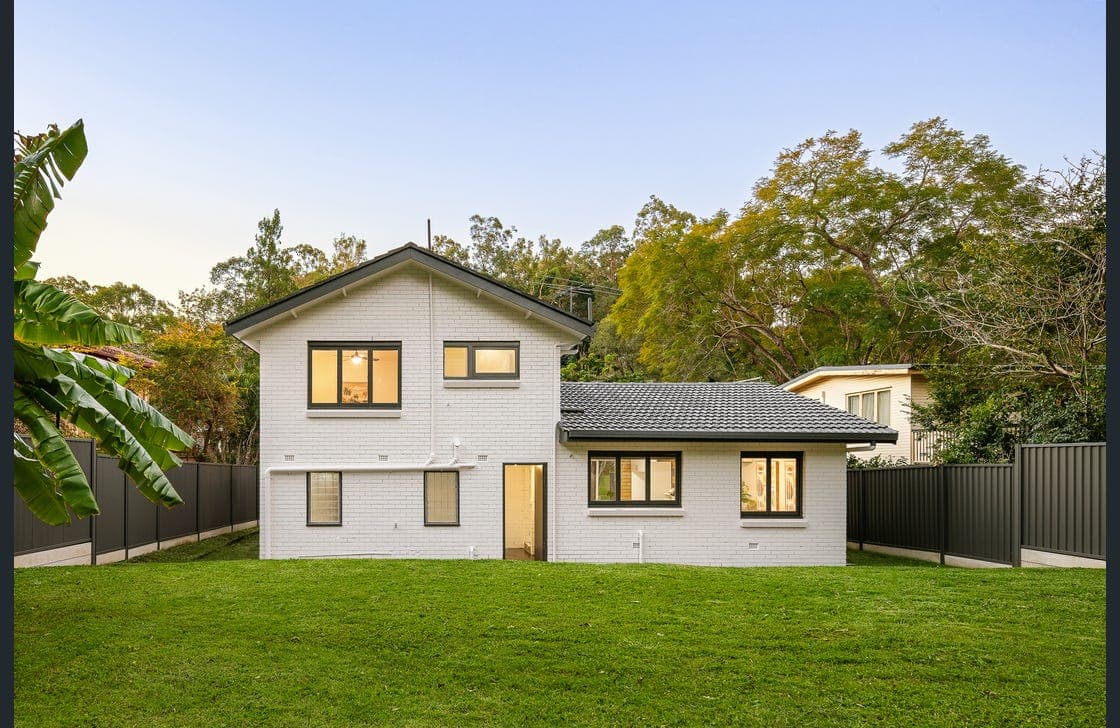 Freshly painted Brisbane home exterior reflecting a quality painting investment